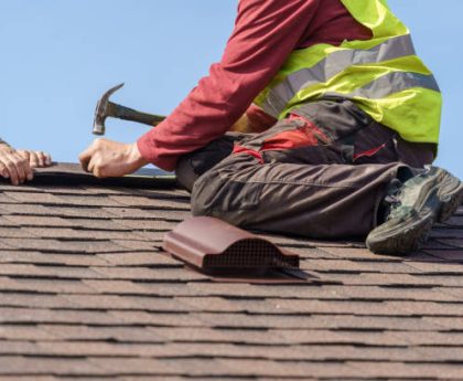 Signs That Your Commercial Roof Needs Repair or Replacement